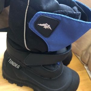 Tudra Boots